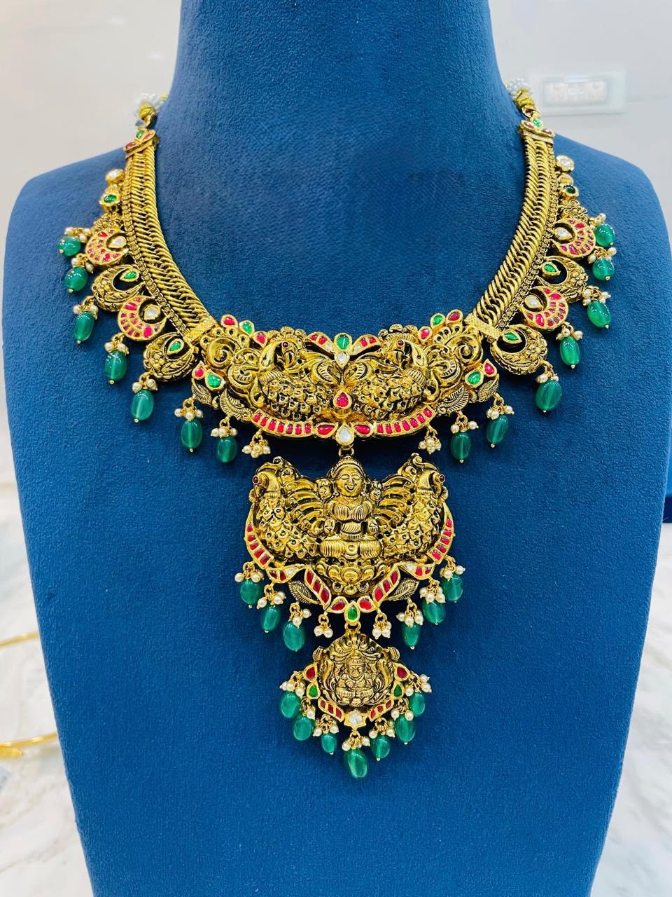 Royal Kundan Necklaces