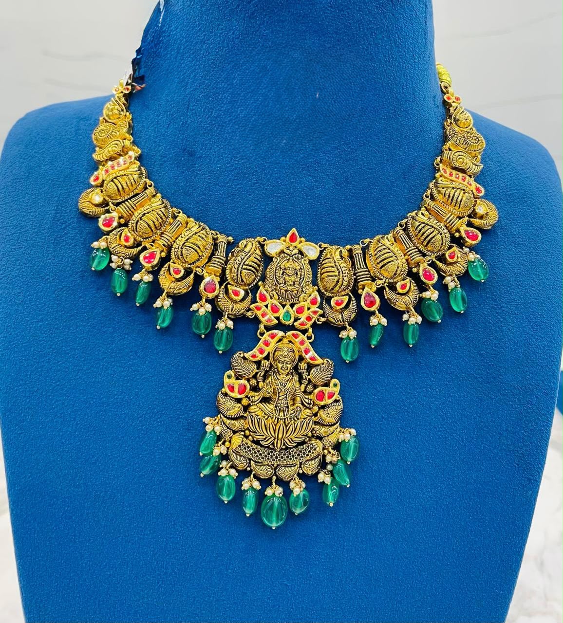 Royal Kundan Necklaces