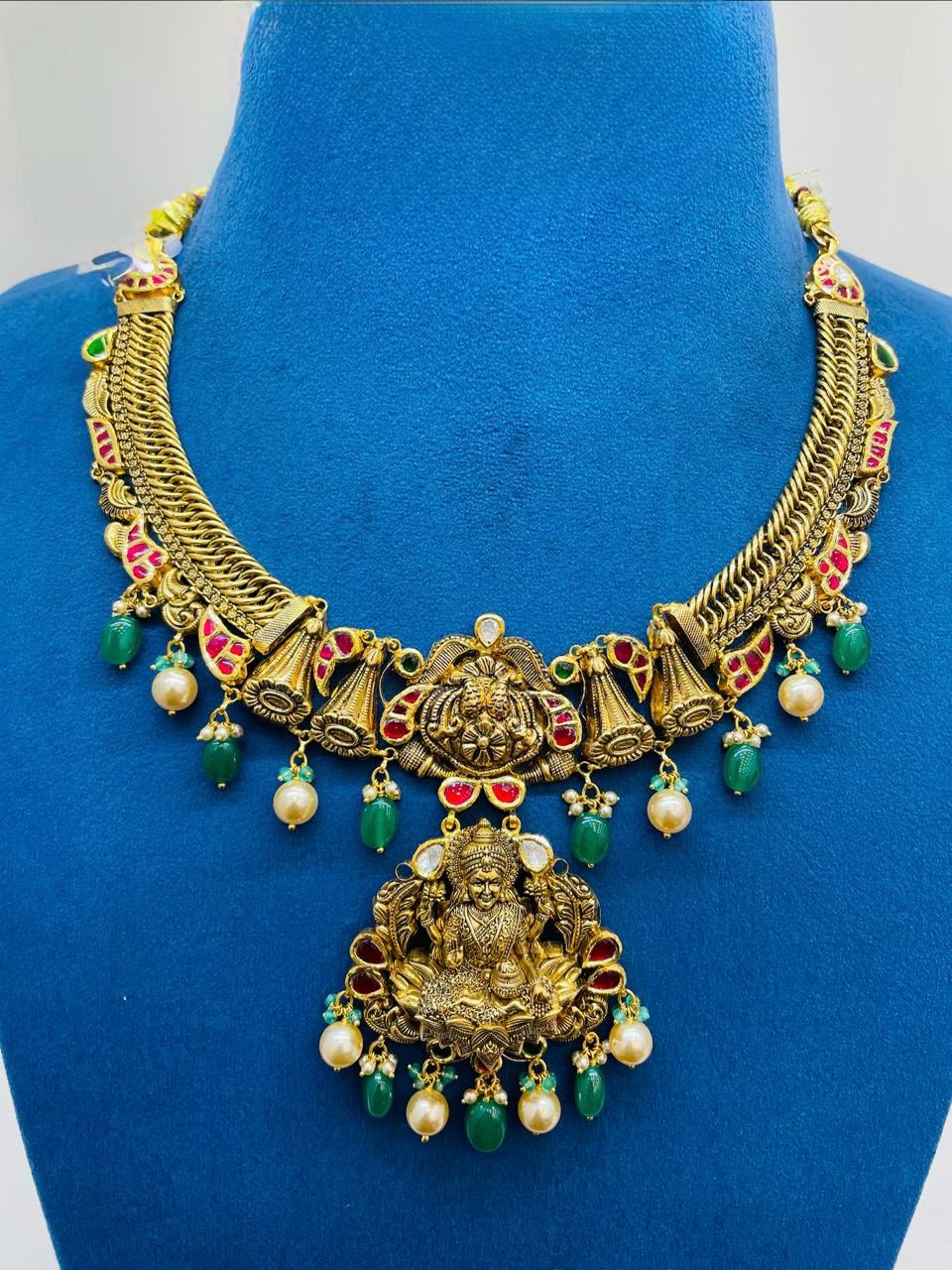 Royal Kundan Necklaces