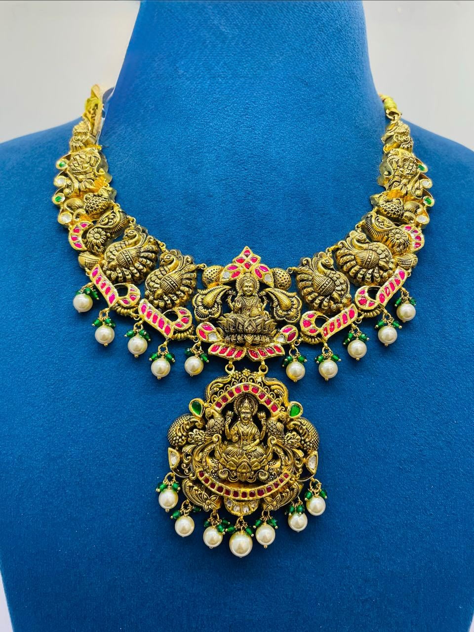 Royal Kundan Necklaces