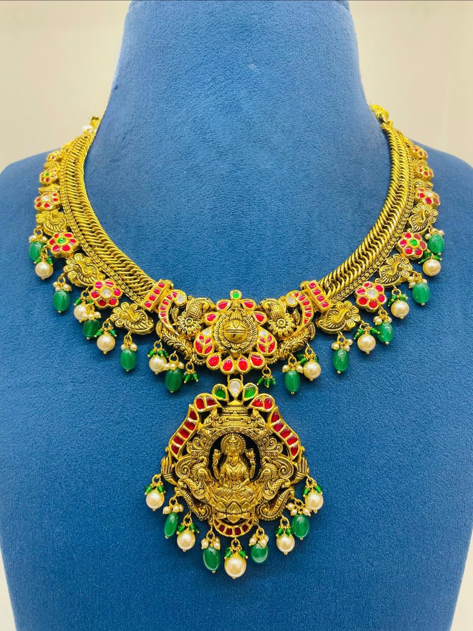 Royal Kundan Necklaces